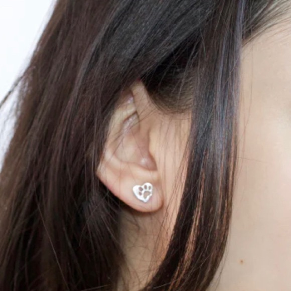 Bawa stud earrings - Picture 2 of 4